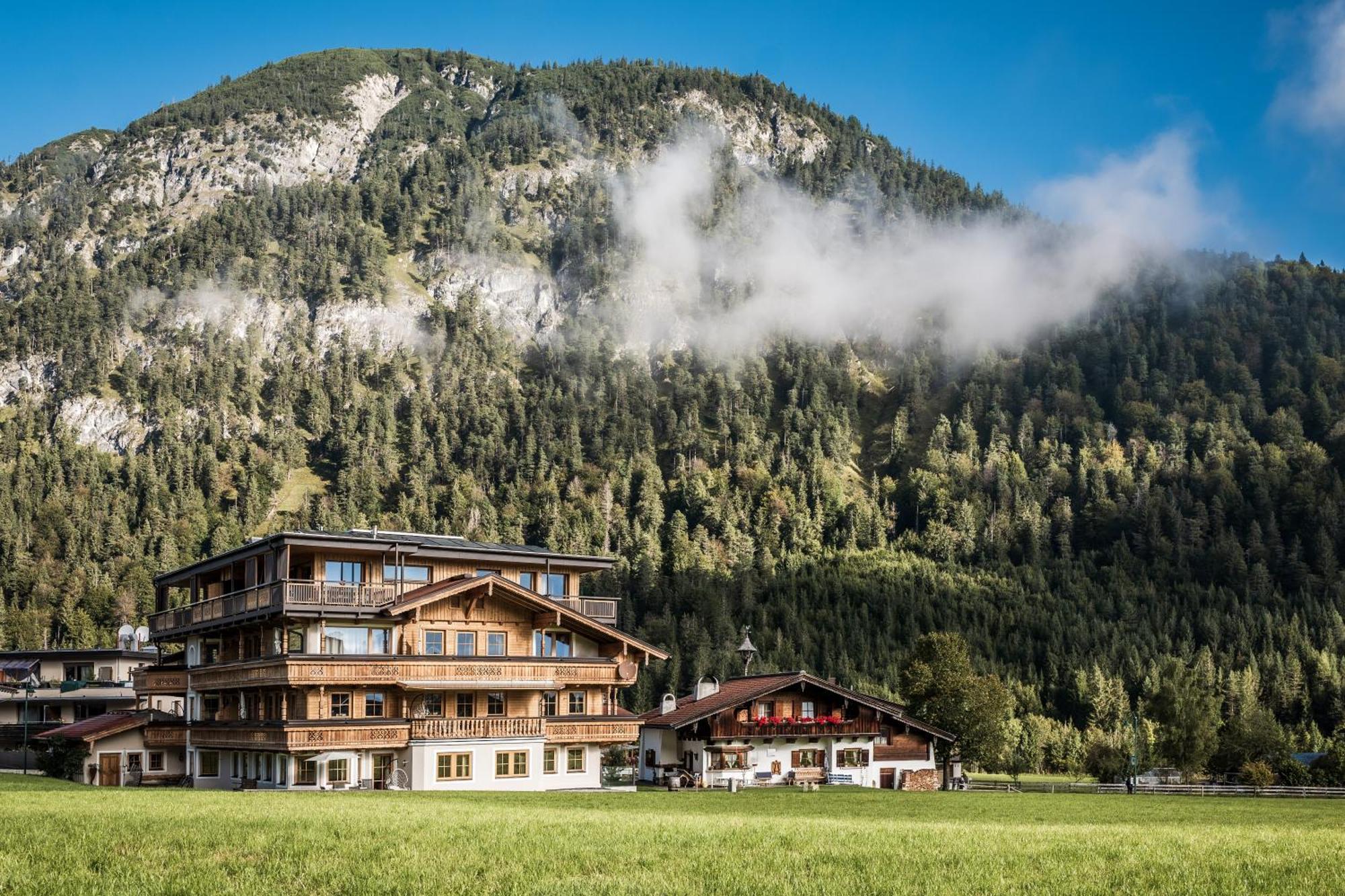 Sonnenhof Aparthotel Pertisau